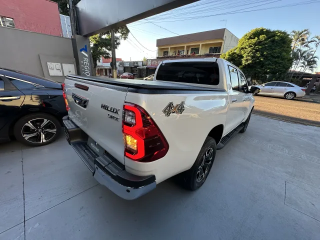 Toyota Hilux Cabine Dupla Hilux 2.8 TDI CD SRX 4X4 4WD (AUT) — foto 5