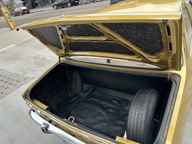 Chevrolet Chevette Sedan SL 1.4 Amarelo Básico — foto 22
