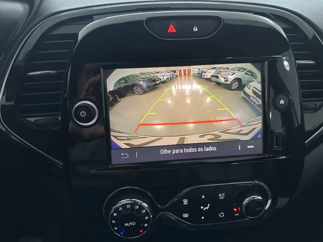 Renault Captur 1.3 TCE Intense CVT Cinza Completo — foto 15