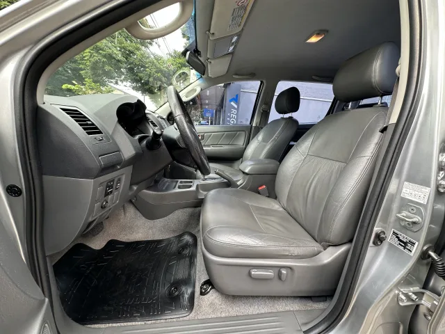 Toyota Hilux Cabine Dupla Hilux 2.7 Flex SRV CD 4X2 Prata Completo — foto 8