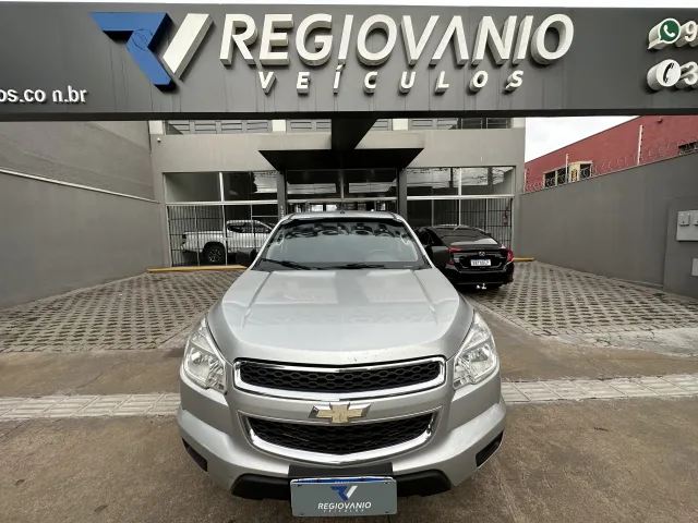 Chevrolet S10 Cabine Simples S10 2.8 Ctdi 4X4 LS (CAB Simples) Prata Airbag