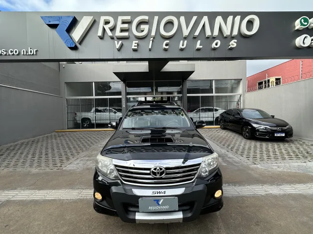 Toyota Hilux SW4 3.0 TDI 4X4 SRV 7L (AUT) Preto Completo