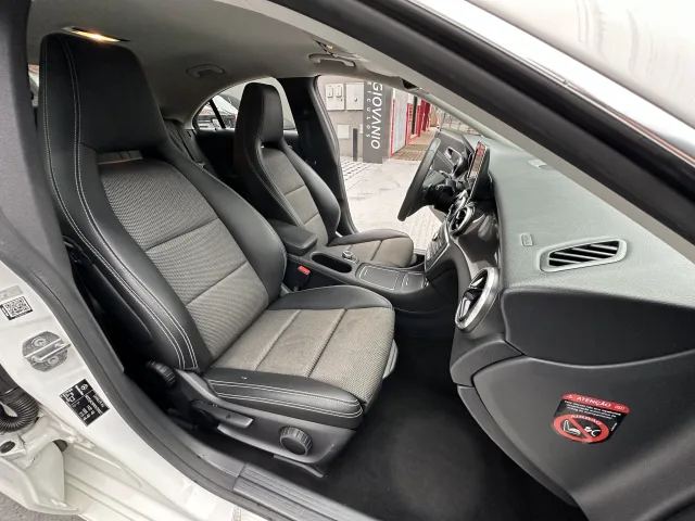 Mercedes-Benz Classe CLA CLA 180 — foto 16