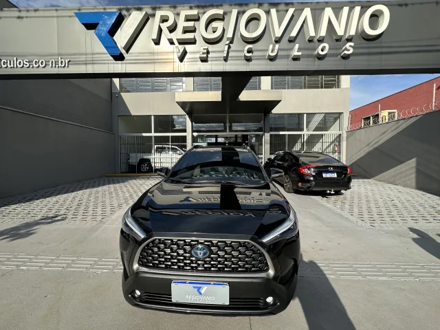 Toyota Corolla Cross Hybrid 1.8 XRX Hybrid CVT