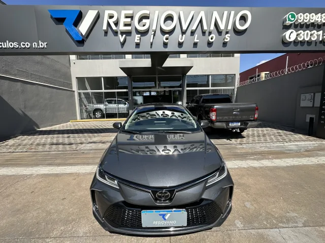 Toyota Corolla 2.0 Altis Premium CVT Cinza Completo