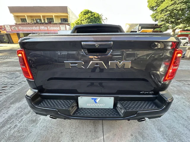 RAM Rampage 2.0 Hurricane 4 R/T 4WD Cinza Completo — foto 4