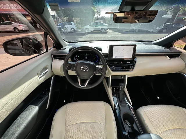 Toyota Corolla Cross Hybrid 1.8 XRX Hybrid CVT — foto 10