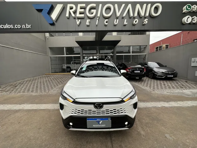 Toyota Corolla Cross 2.0 XRE CVT (AUT) Branco Completo