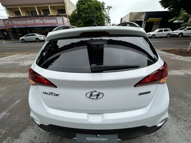 Hyundai HB20X Premium 1.6 (AUT) Branco Completo — foto 4