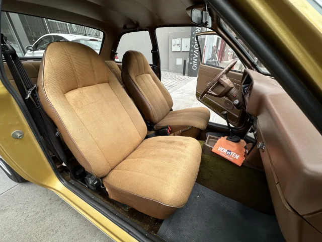 Chevrolet Chevette Sedan SL 1.4 Amarelo Básico — foto 18