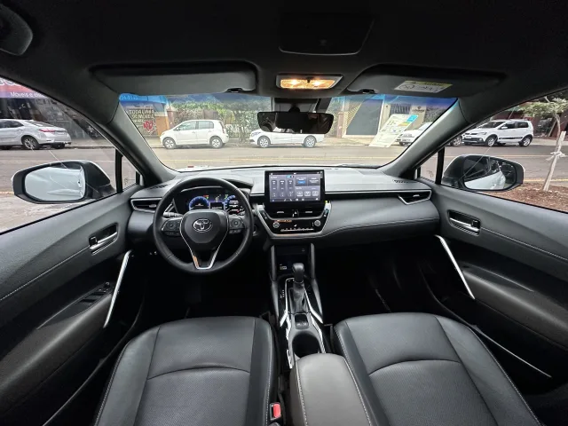 Toyota Corolla Cross 2.0 XRE CVT (AUT) Branco Completo — foto 10