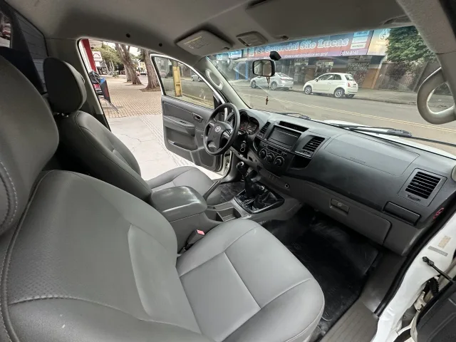 Toyota Hilux Cabine Simples Hilux 3.0 TDI 4X4 CS Chassi — foto 10