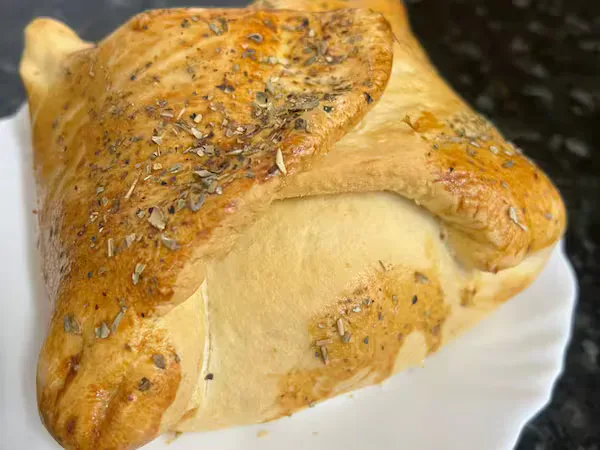 Salgado Assado de Presunto, Queijo e Orégano