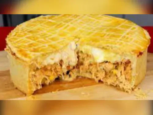 Empadão cremoso de frango com Catupiry