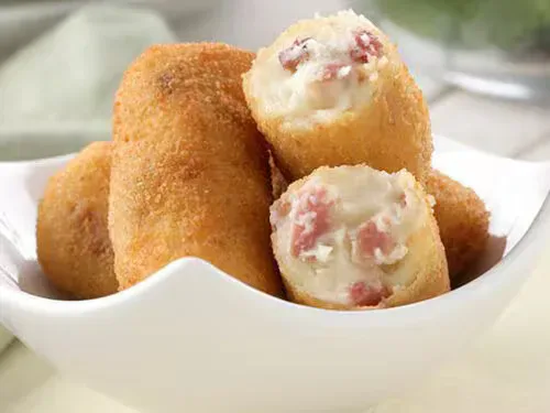 Combo: 50 mini Croquete de Presunto e Queijo