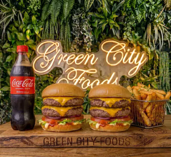 Dois G.B Double Burguer + Batatas Fritas + Refri 600ml