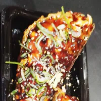 Temaki Hot Philadelphia (Salmão, Cream Cheese, Cebolina, Empanado)
