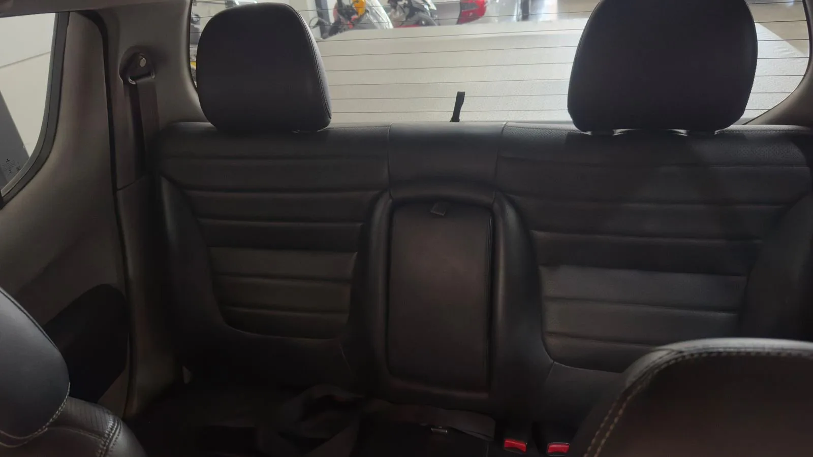 Mitsubishi L200 — foto 13