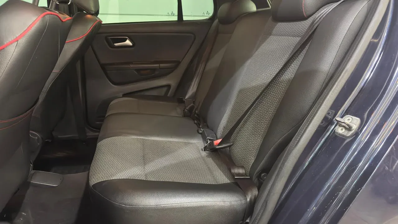 Volkswagen Fox — foto 12