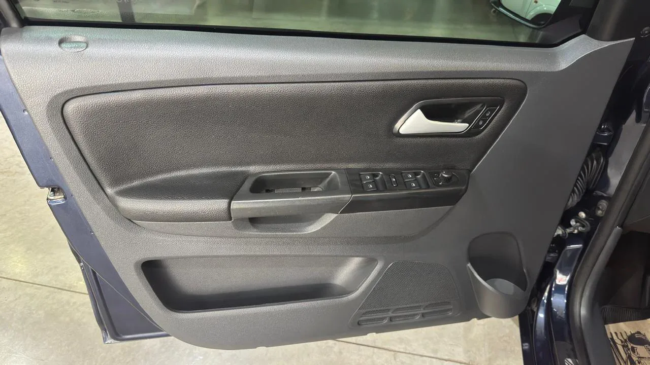 Volkswagen Fox — foto 13