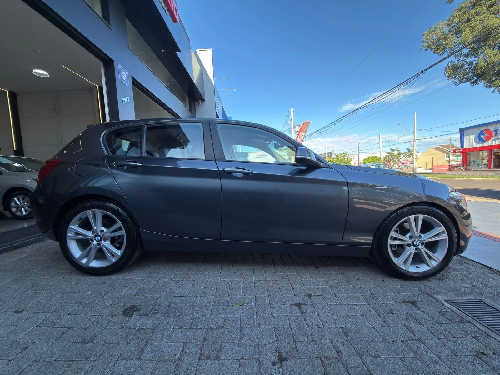BMW 118iA — foto 6