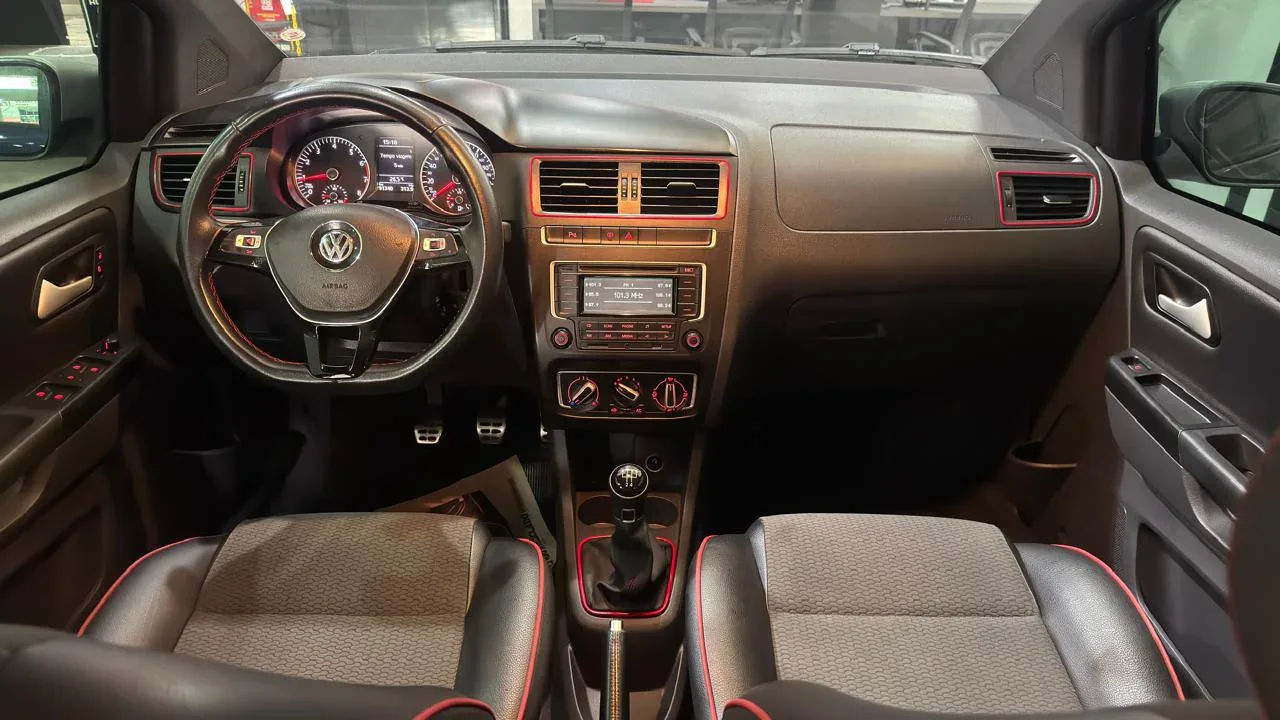 Volkswagen Fox — foto 10