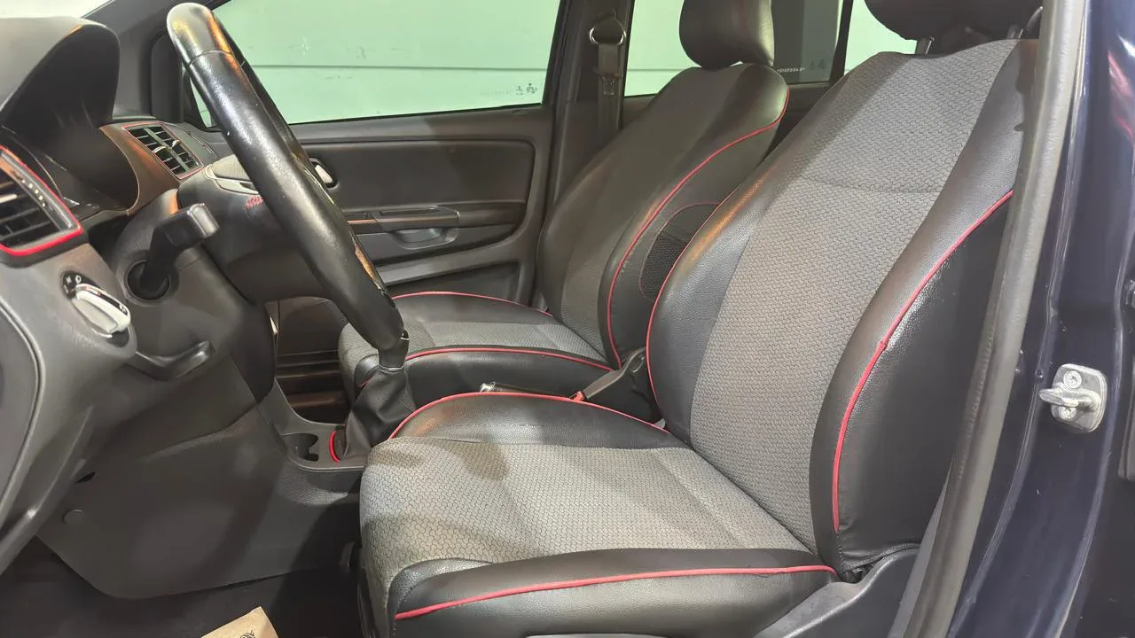 Volkswagen Fox — foto 11