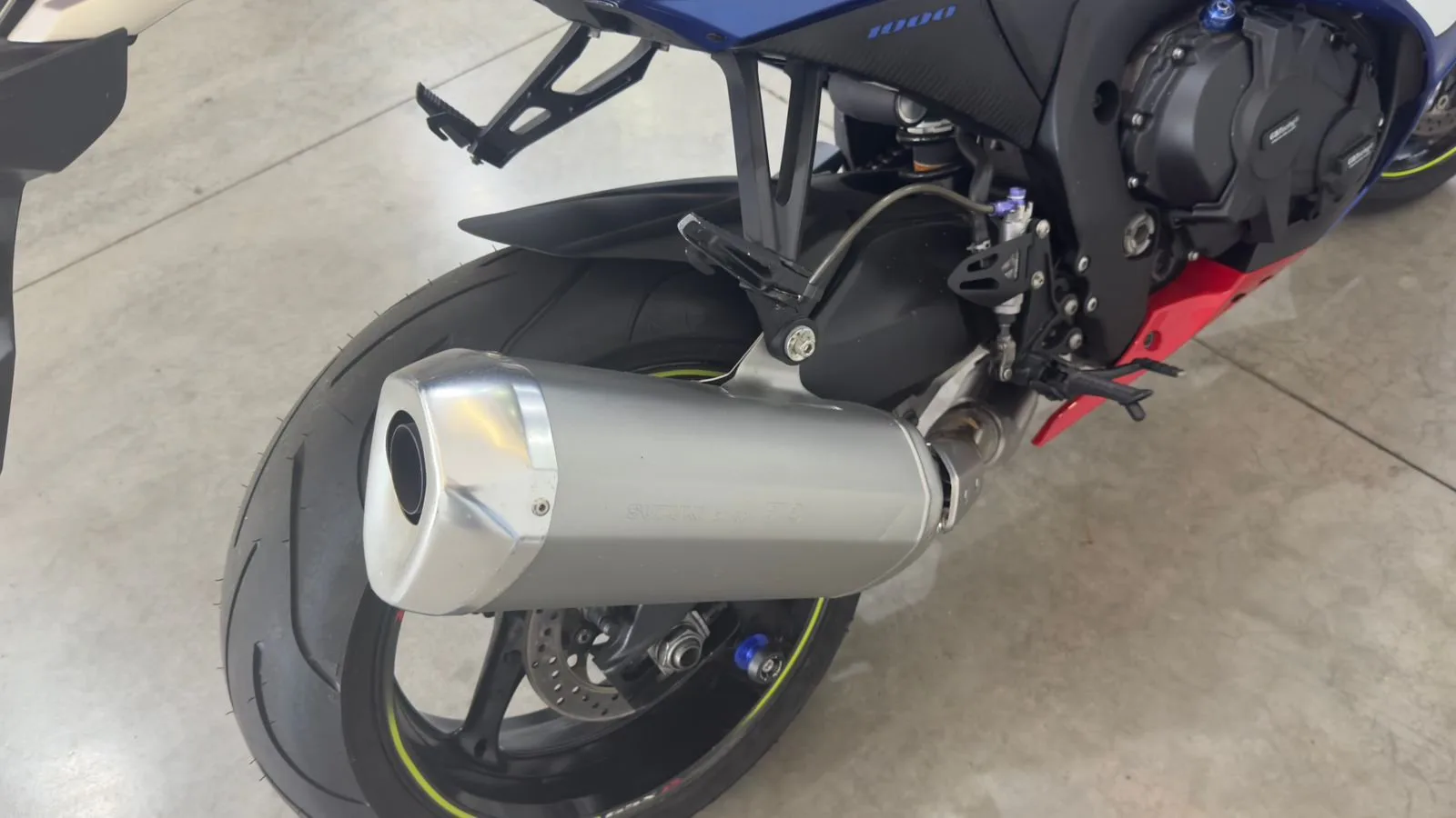 Suzuki GSXR 1000 — foto 12