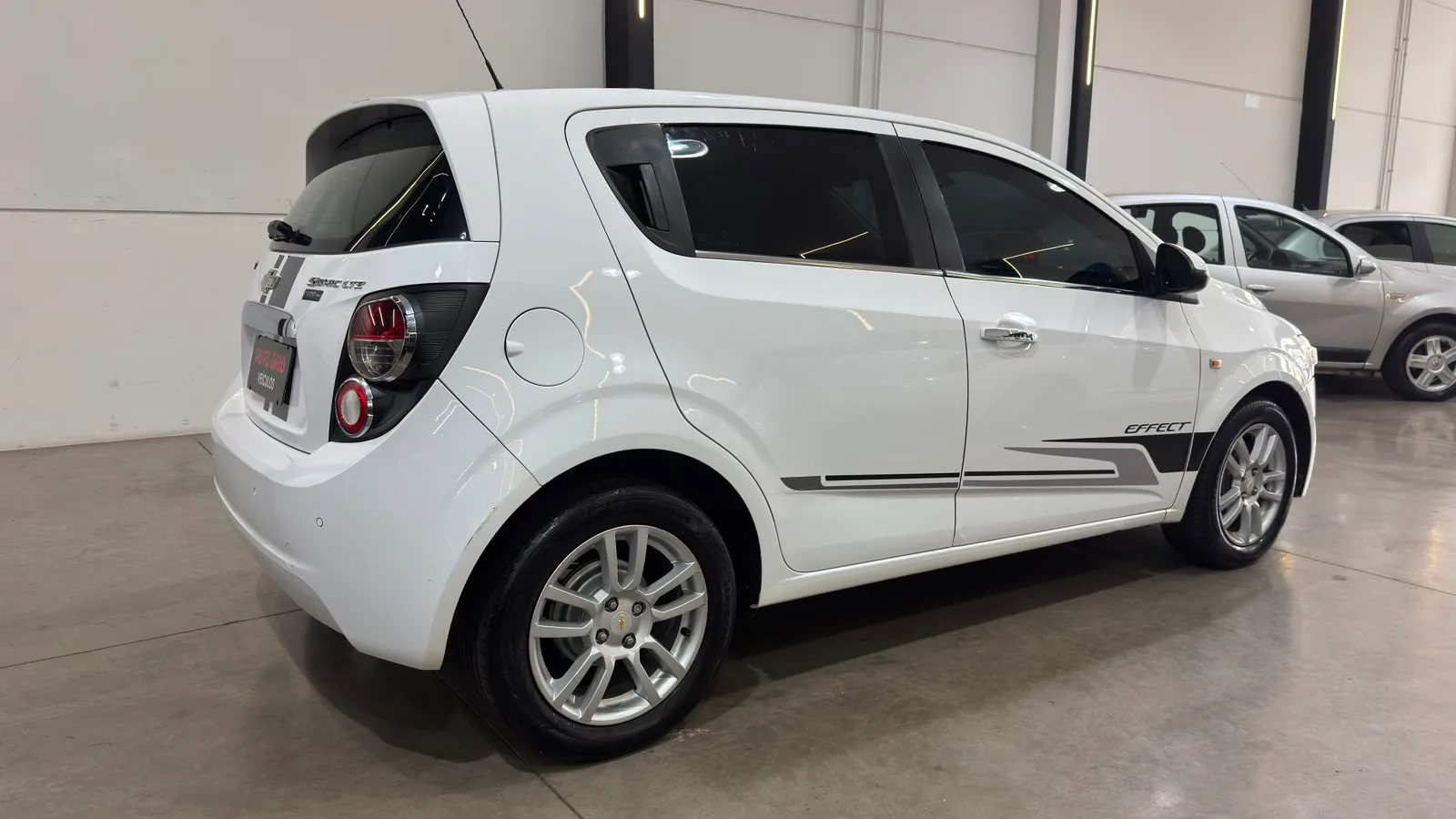 Chevrolet SONIC HB — foto 7