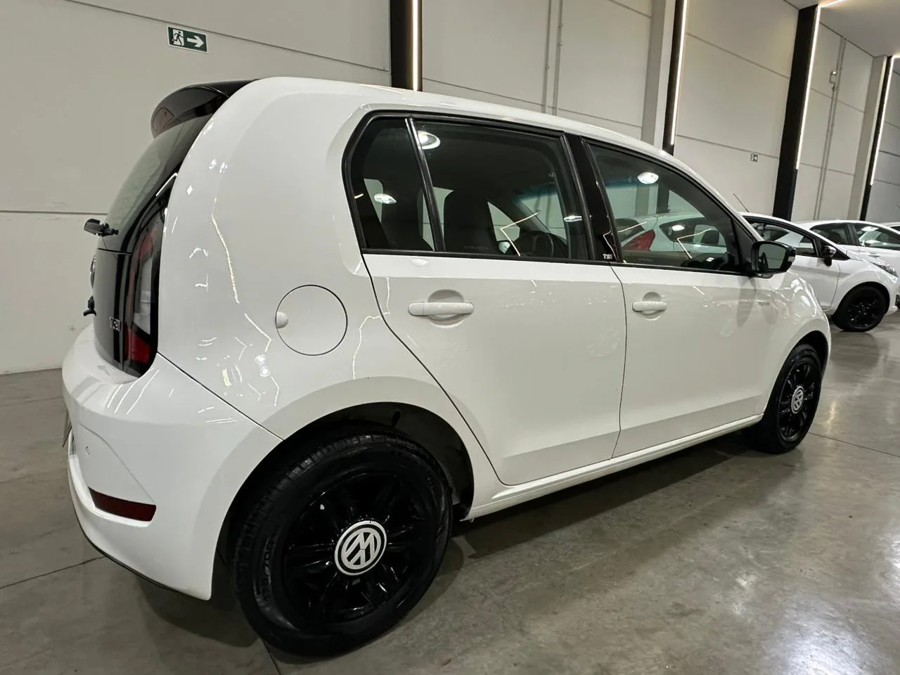 Volkswagen up! move — foto 7