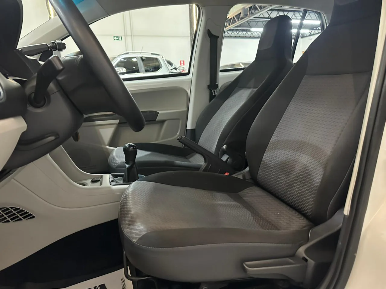 Volkswagen up! move — foto 12