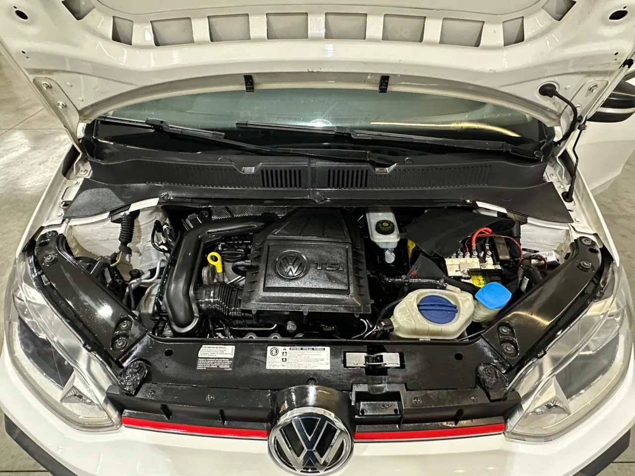 Volkswagen up! move — foto 14