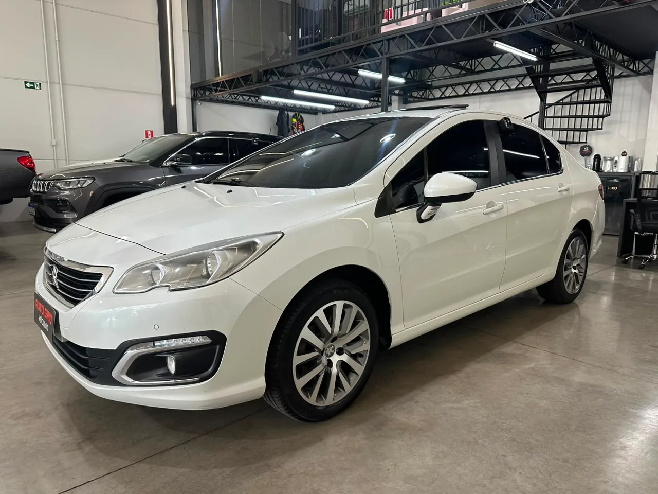 Peugeot 408 Sedan — foto 5
