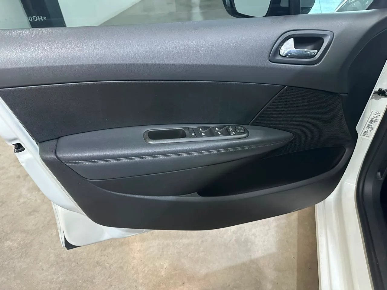 Peugeot 408 Sedan — foto 16