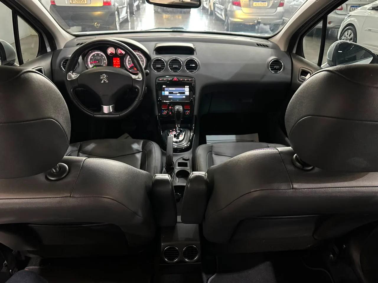 Peugeot 408 Sedan — foto 11