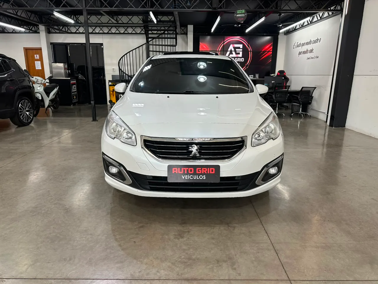 Peugeot 408 Sedan