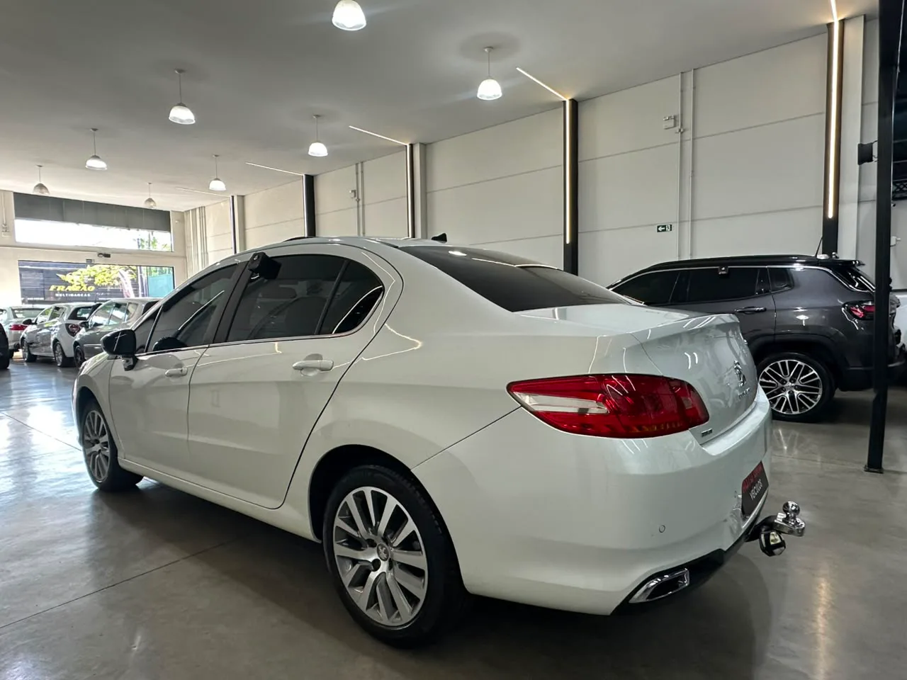 Peugeot 408 Sedan — foto 8