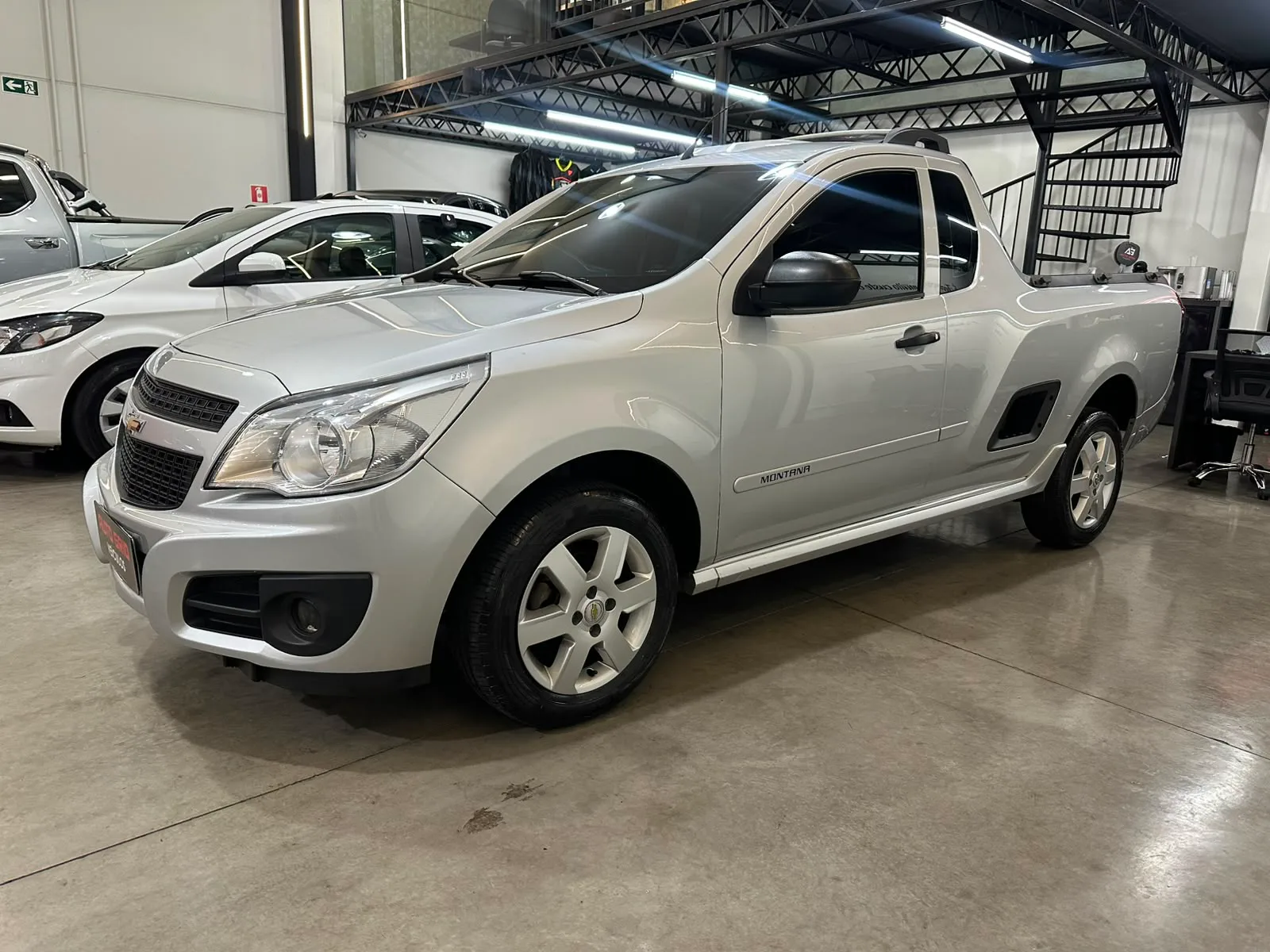 Chevrolet MONTANA — foto 8
