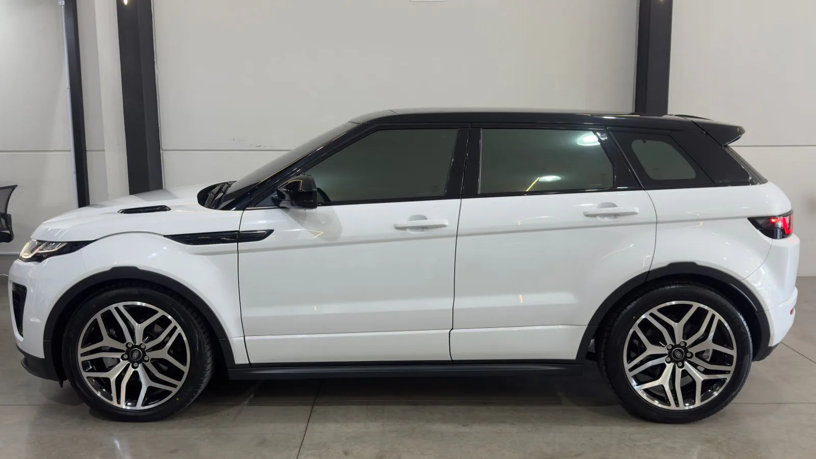 Land Rover Range R.EVOQUE — foto 4