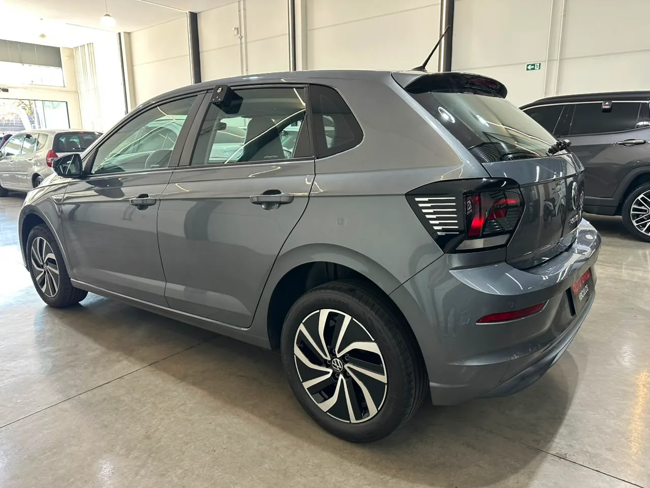Volkswagen Polo 1.0 — foto 7