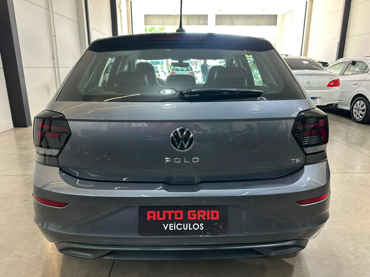 Volkswagen Polo 1.0 — foto 9