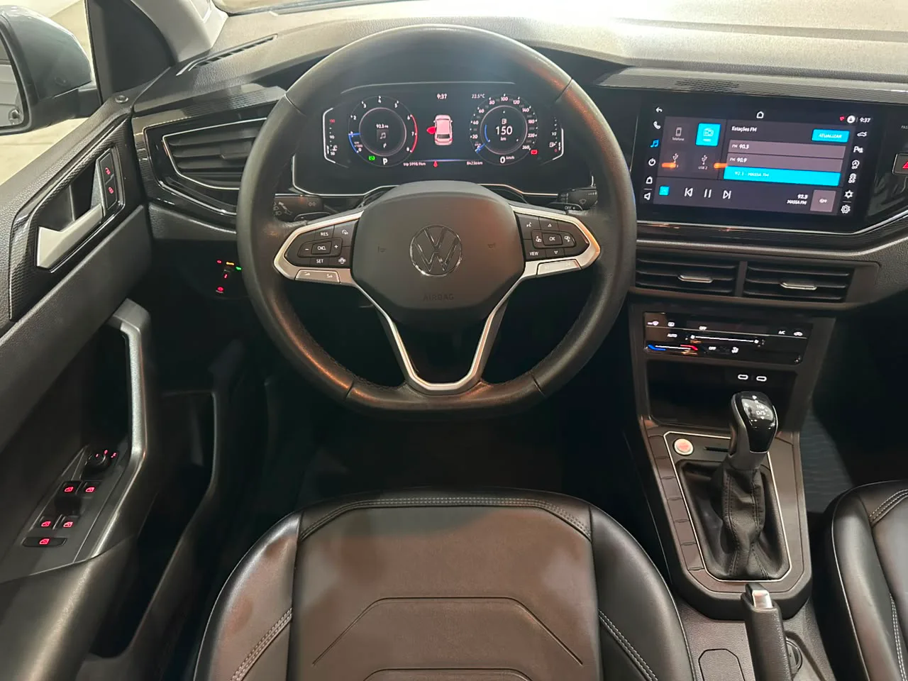 Volkswagen Polo 1.0 — foto 10