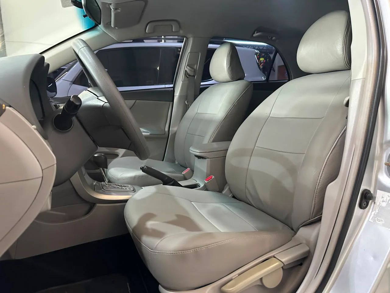 Toyota Corolla XEi — foto 12