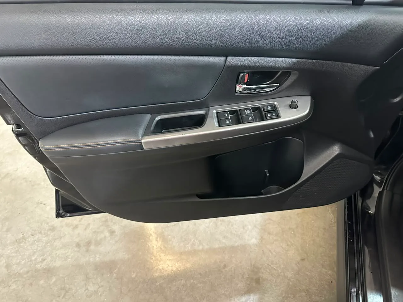 Subaru Impreza — foto 18
