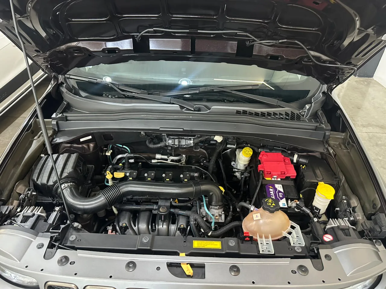 Jeep Renegade — foto 17