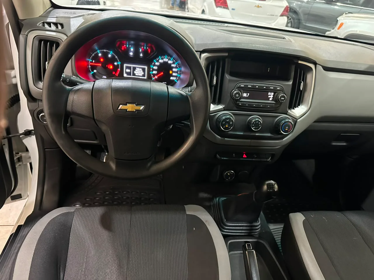 Chevrolet S10 Pick-Up — foto 9