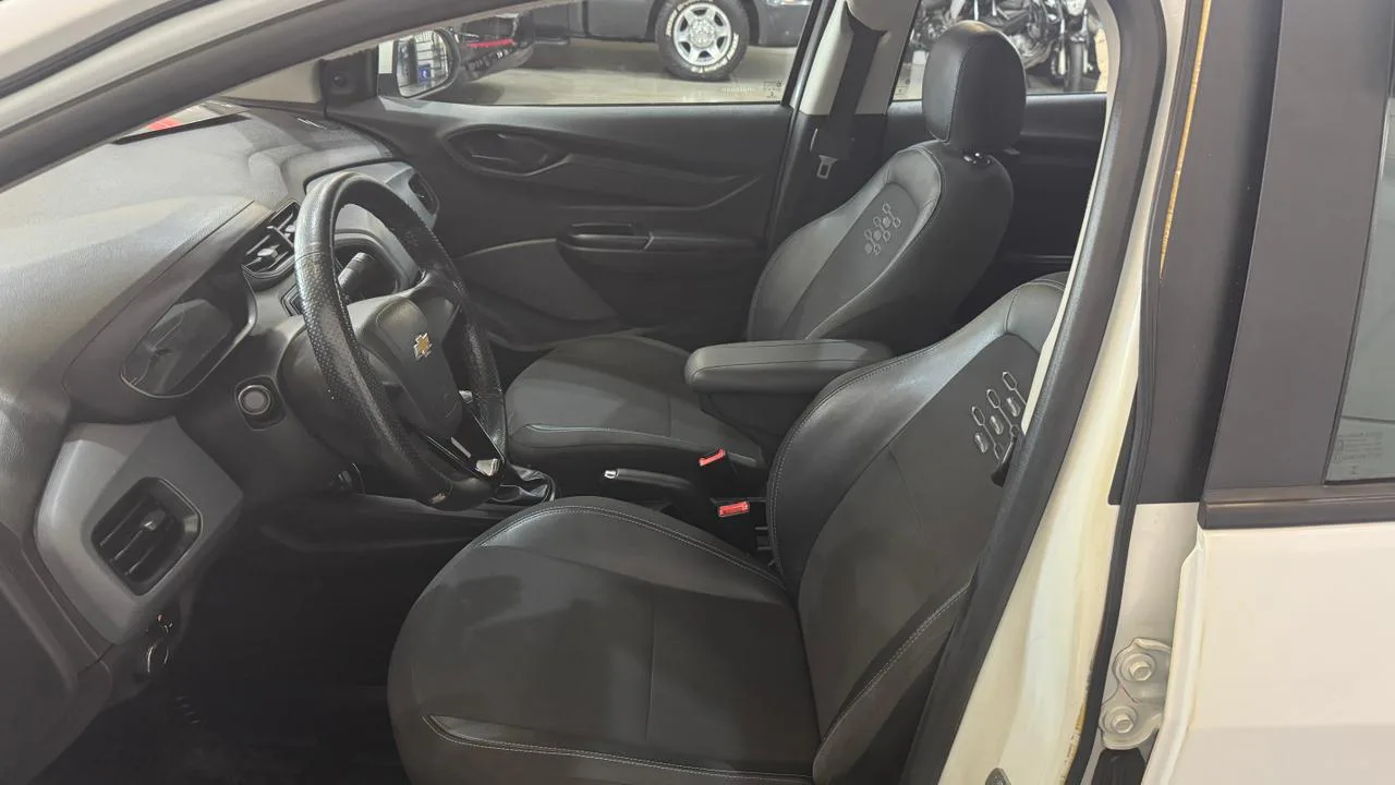 Chevrolet ONIX SEDAN — foto 9
