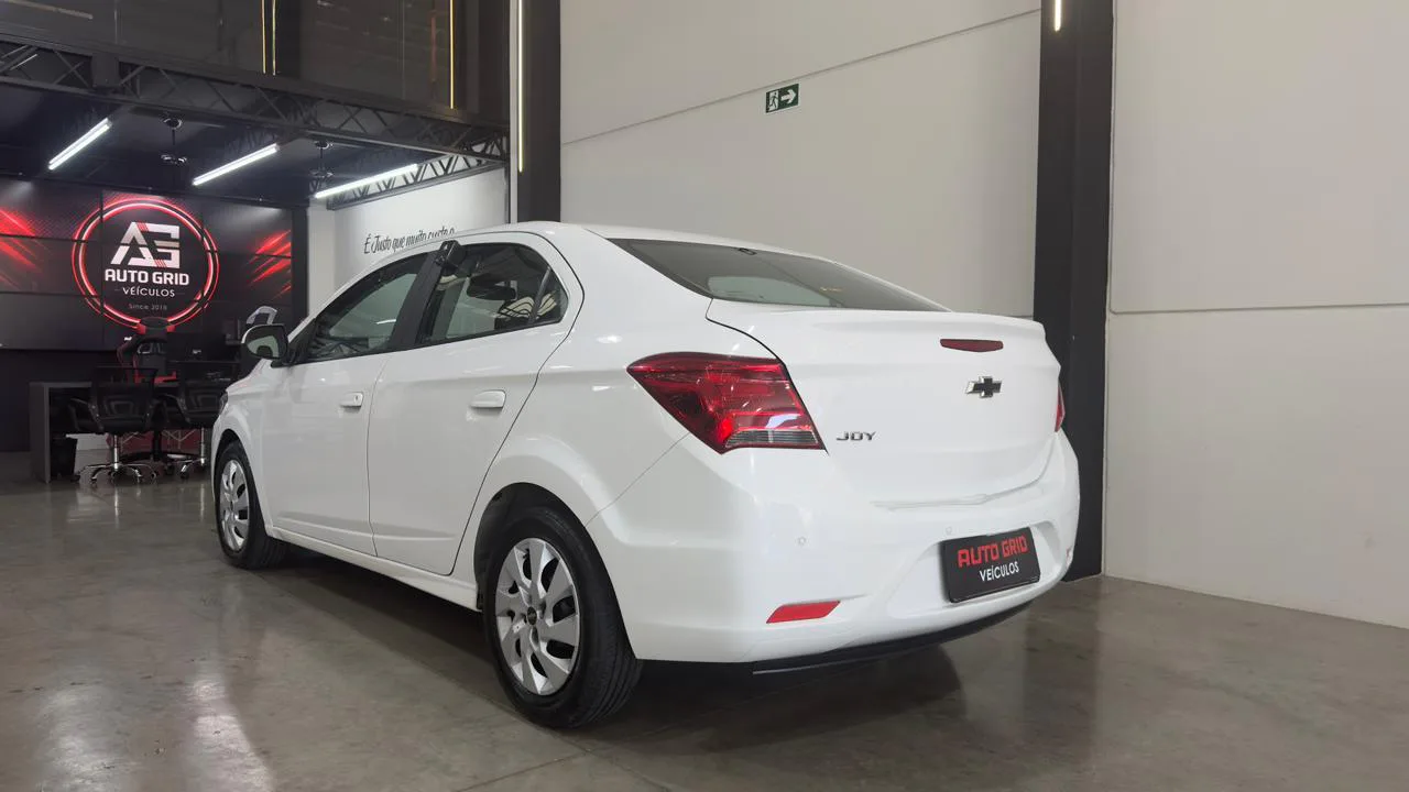 Chevrolet ONIX SEDAN — foto 4