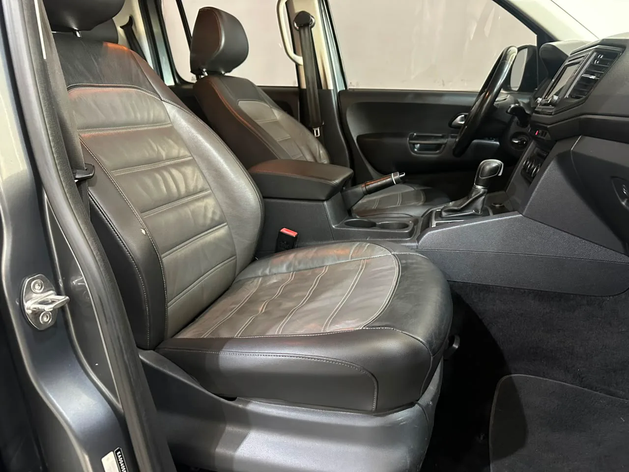 Volkswagen AMAROK — foto 13