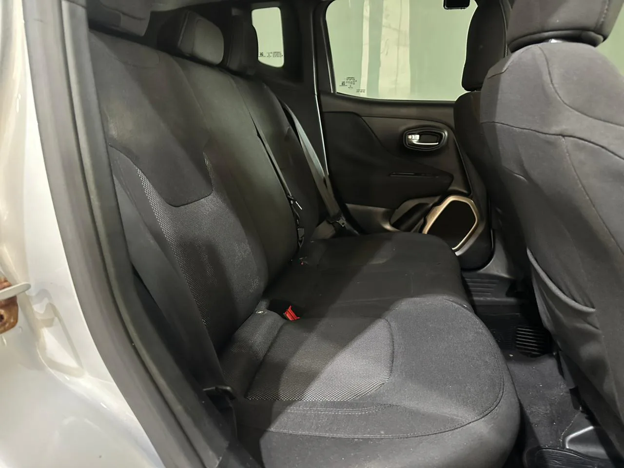Jeep Renegade Longitude — foto 12